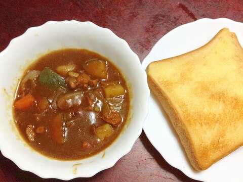 かぼちゃカレーdeトースト【食パンでカレーパン】